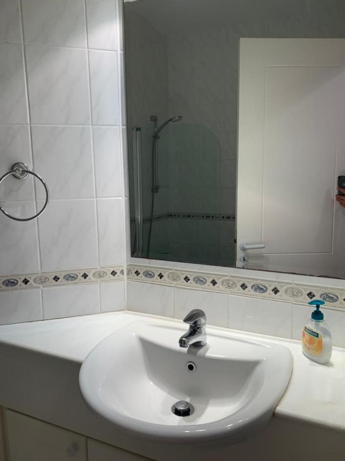 Comfortable 2 Bedroom Apartment In Popular Limnaria Gardens パ フォス エクステリア 写真