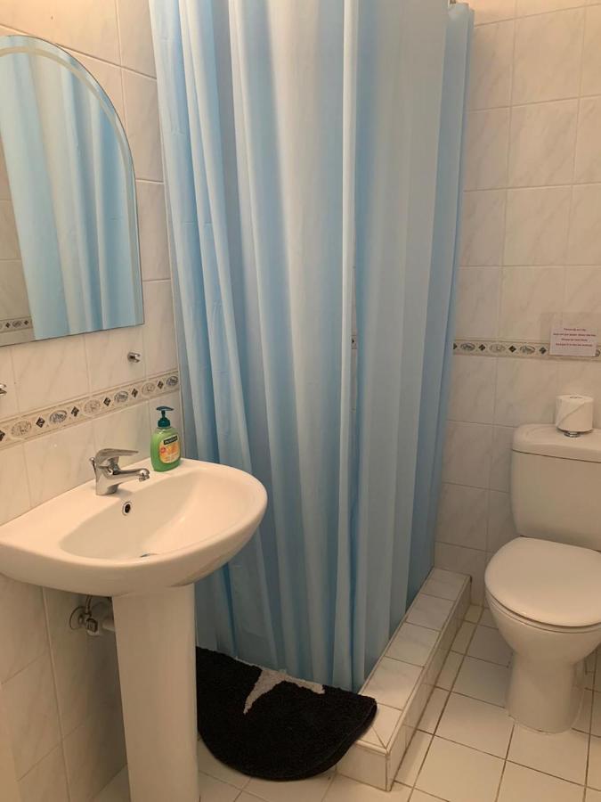 Comfortable 2 Bedroom Apartment In Popular Limnaria Gardens パ フォス エクステリア 写真
